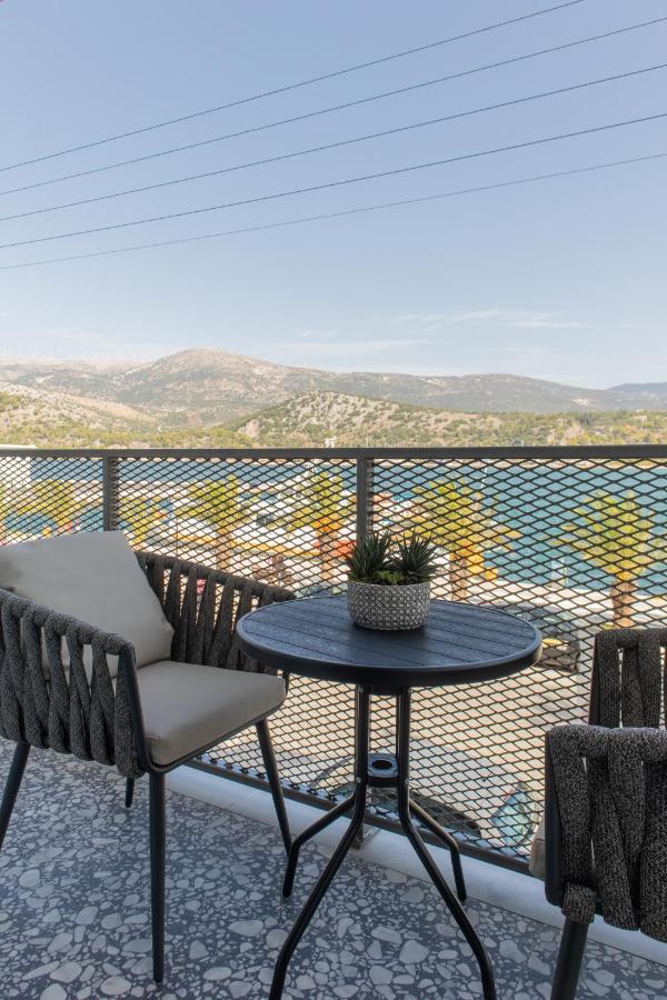 Chelmis Sea Front Apartments - Atlantis Argostolion Exterior foto